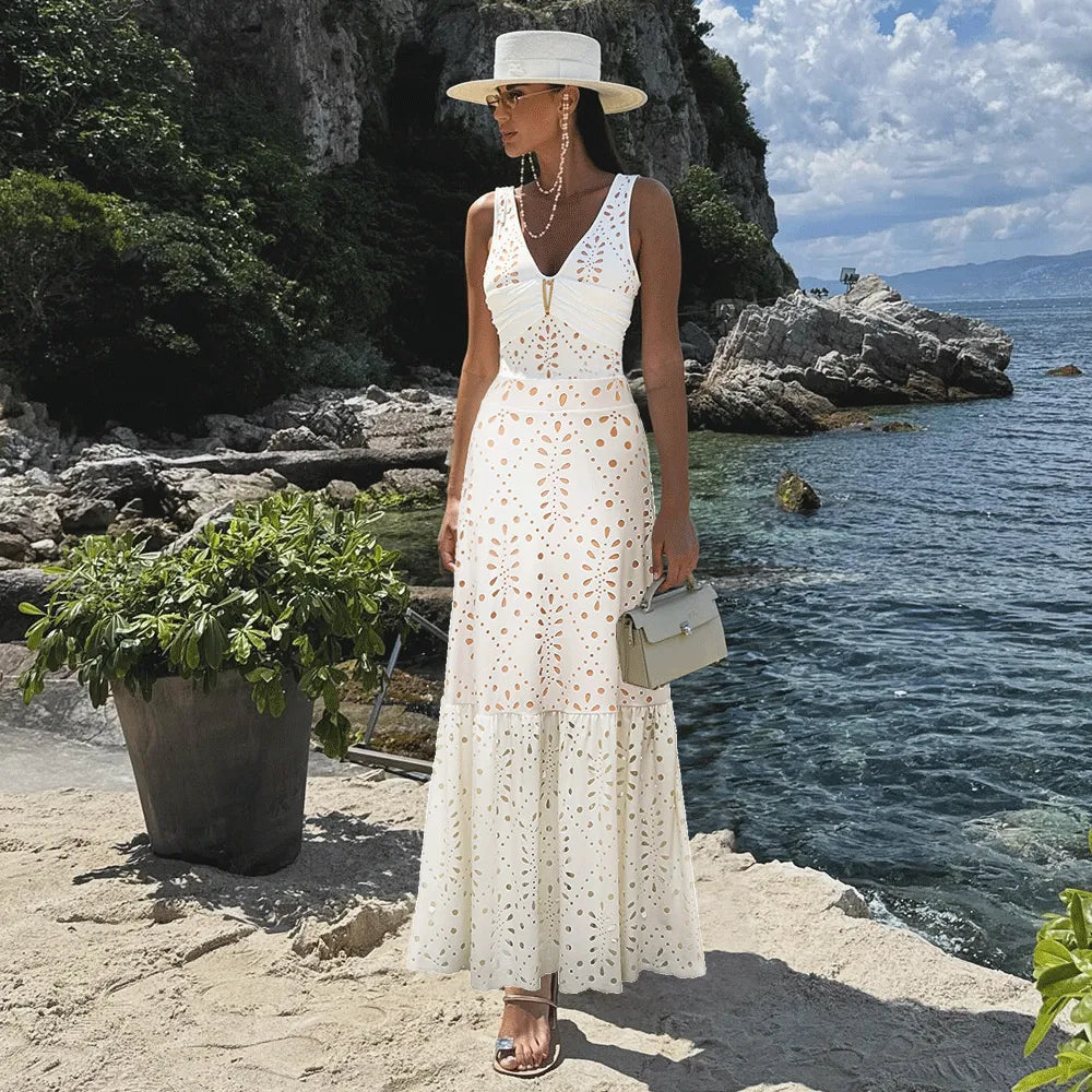 V Neck Solid Color Laser Cutting Flower One Piece Swimsuit and Skirt