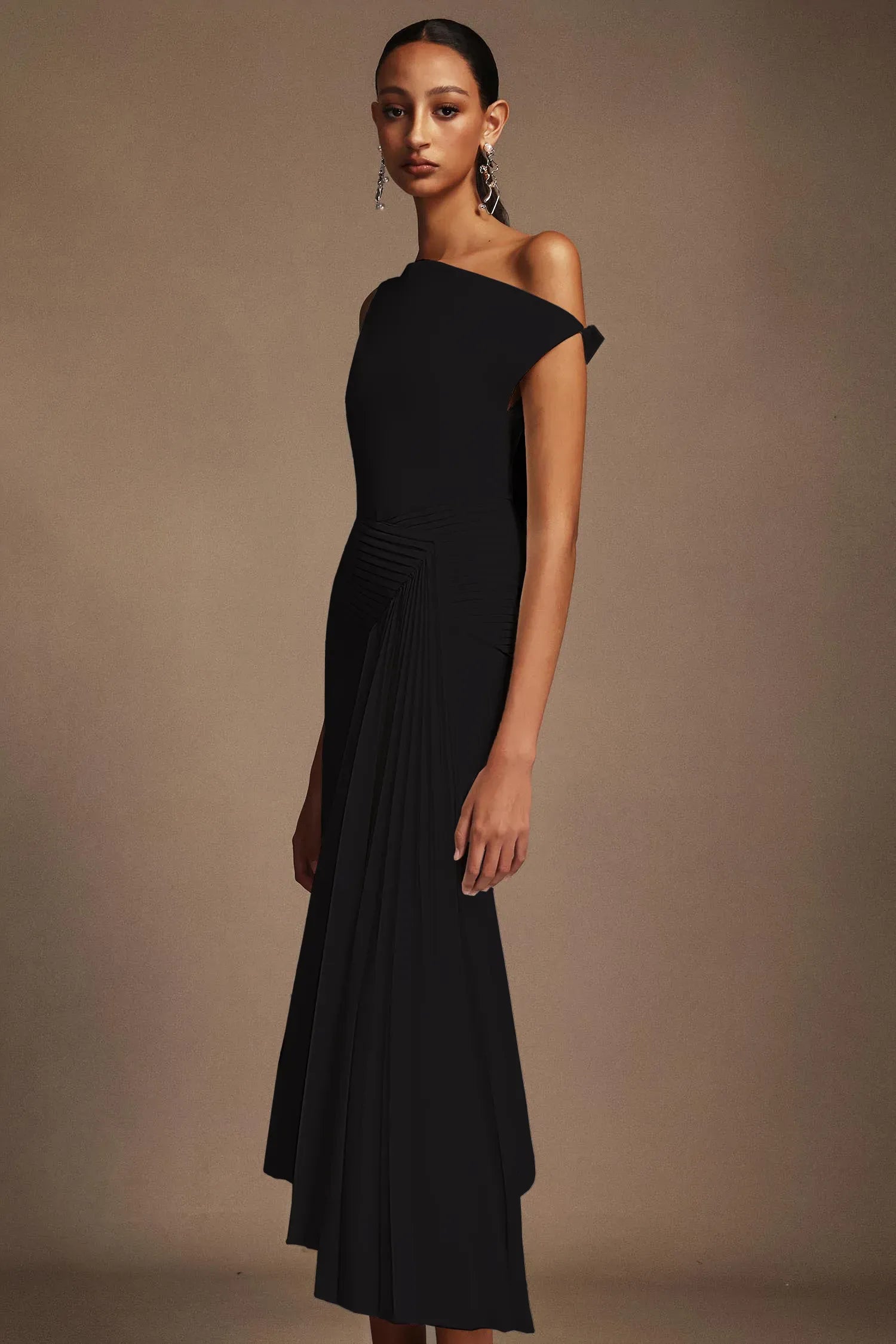 Shoulder Sleeveless Folds Midi Dress